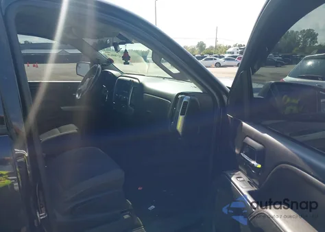 2014 Chevrolet Silverado 1500 1Lt z USA, uszkodzony, nr VIN 3GCUKREC1EG421473